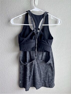 Lululemon Twist and Toil Built In Bra Tank Top in Heather Black/Black Size 6